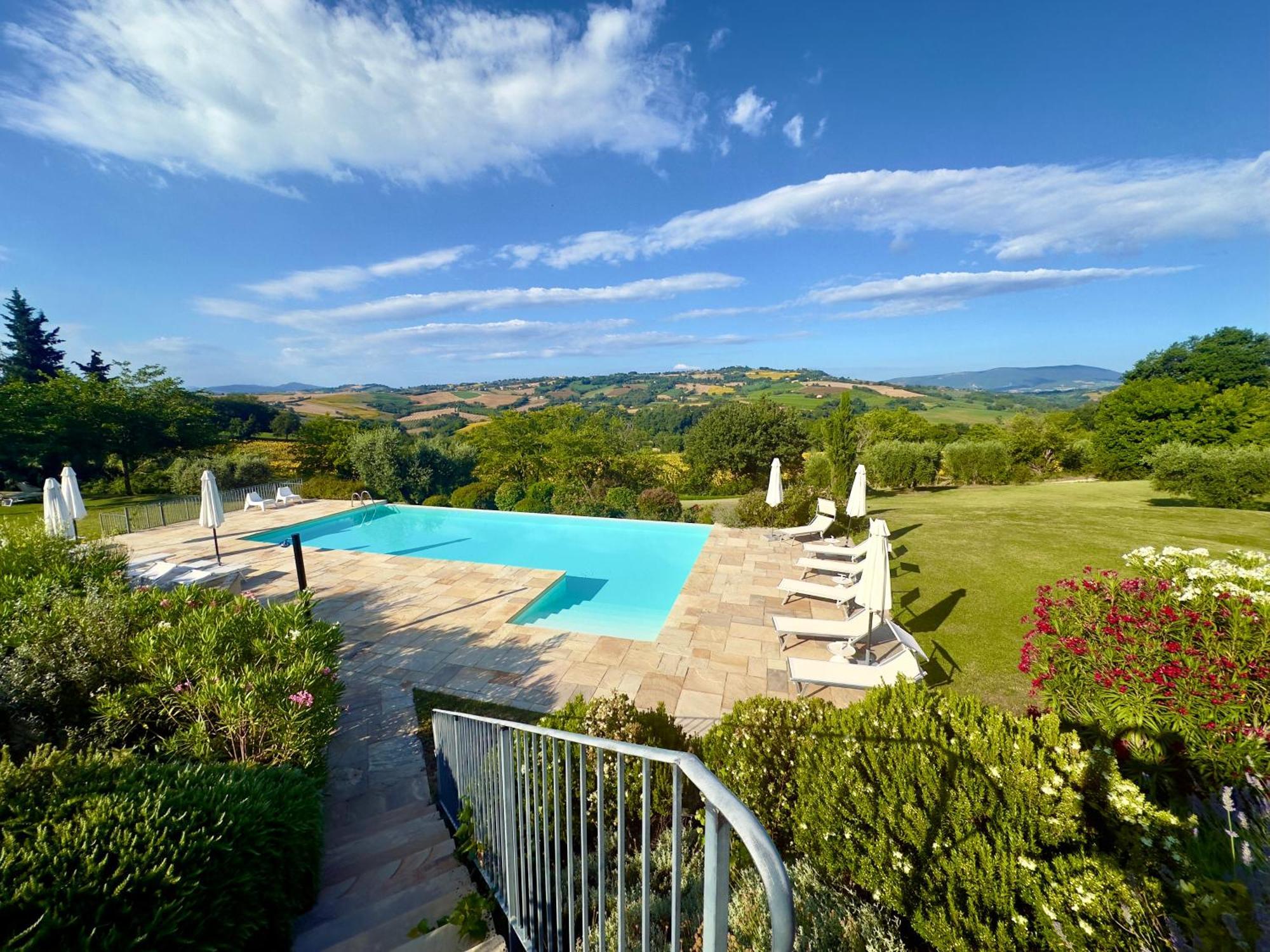 La Giravolta Country House Barchi ภายนอก รูปภาพ